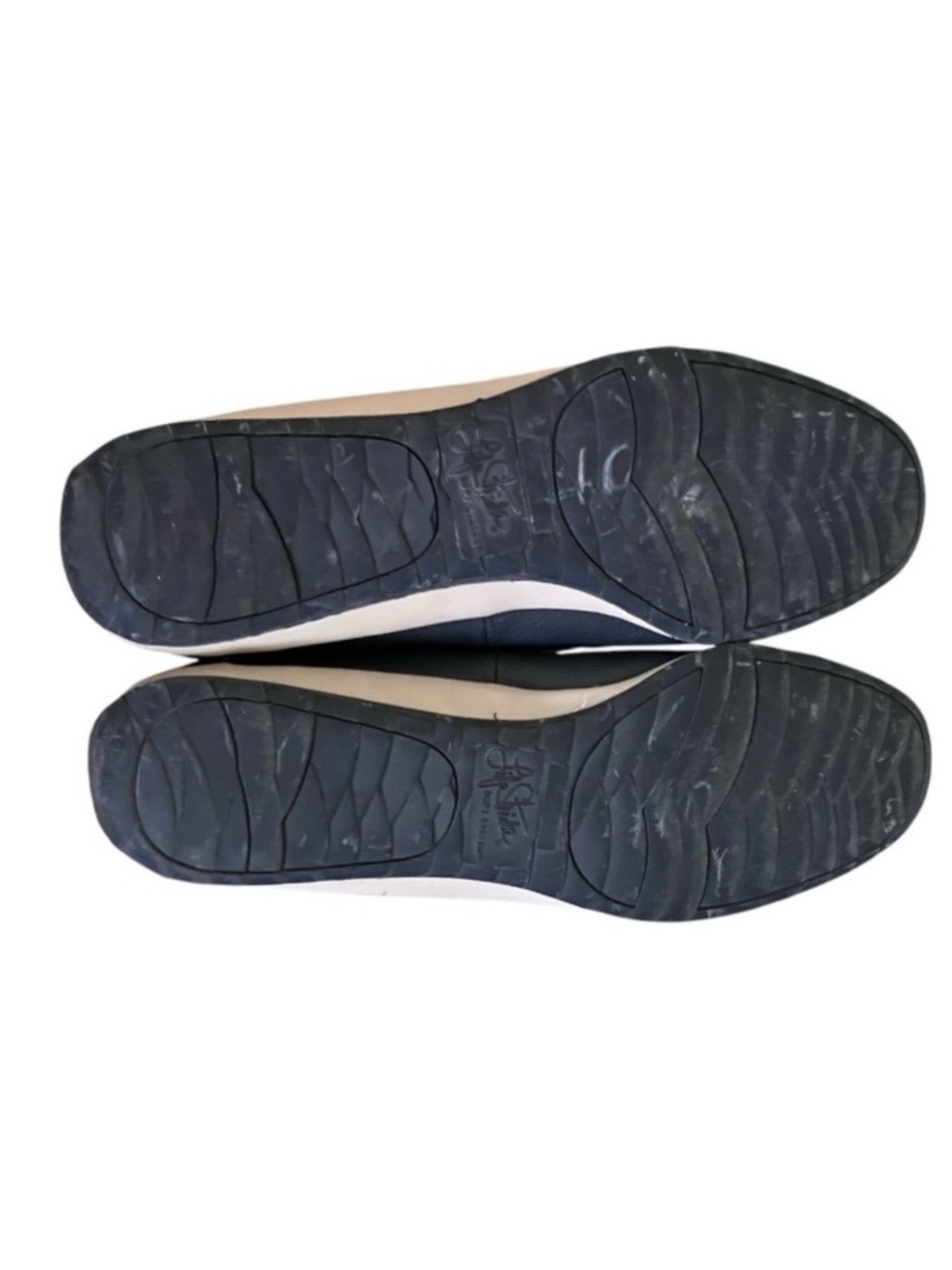 Life Stride Navy and Cream Moccasin Loafers size 7.5M - Picture 7 of 7
